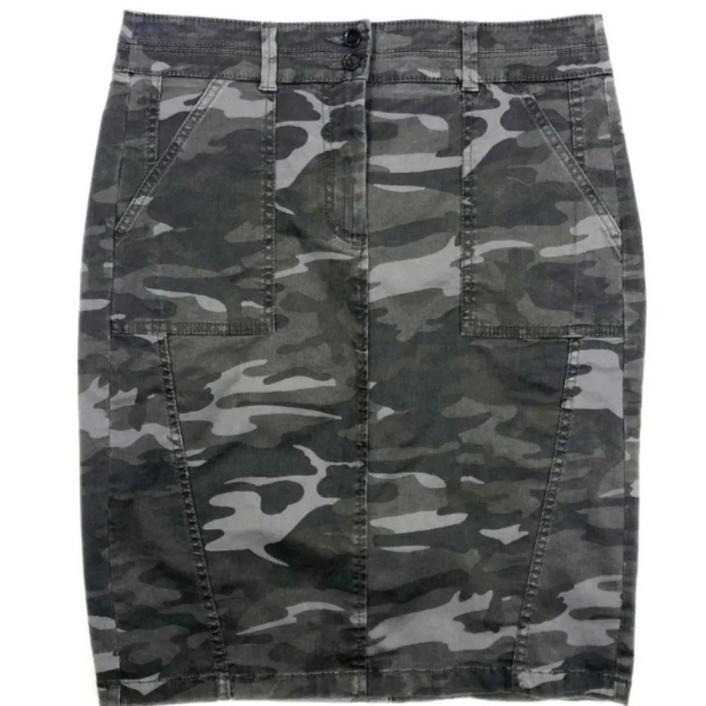 LOFT GRAY CAMO PENCIL SKIRT NWOT